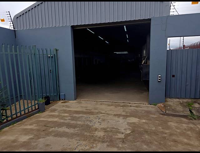 500M² WORKSHOP TO LET IN WITBANK EXT 41